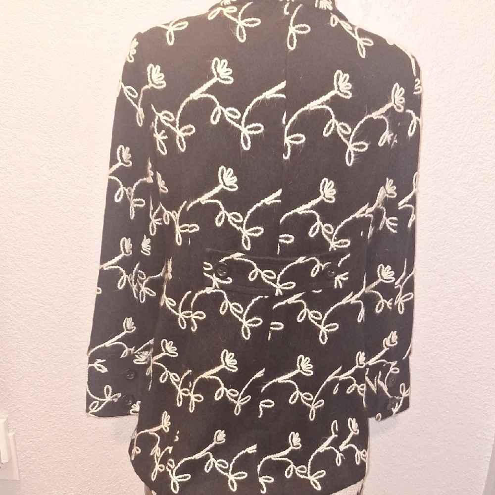 Focus By Shani Black and White Embroidered Wool Jacket - Picture 8 of 11